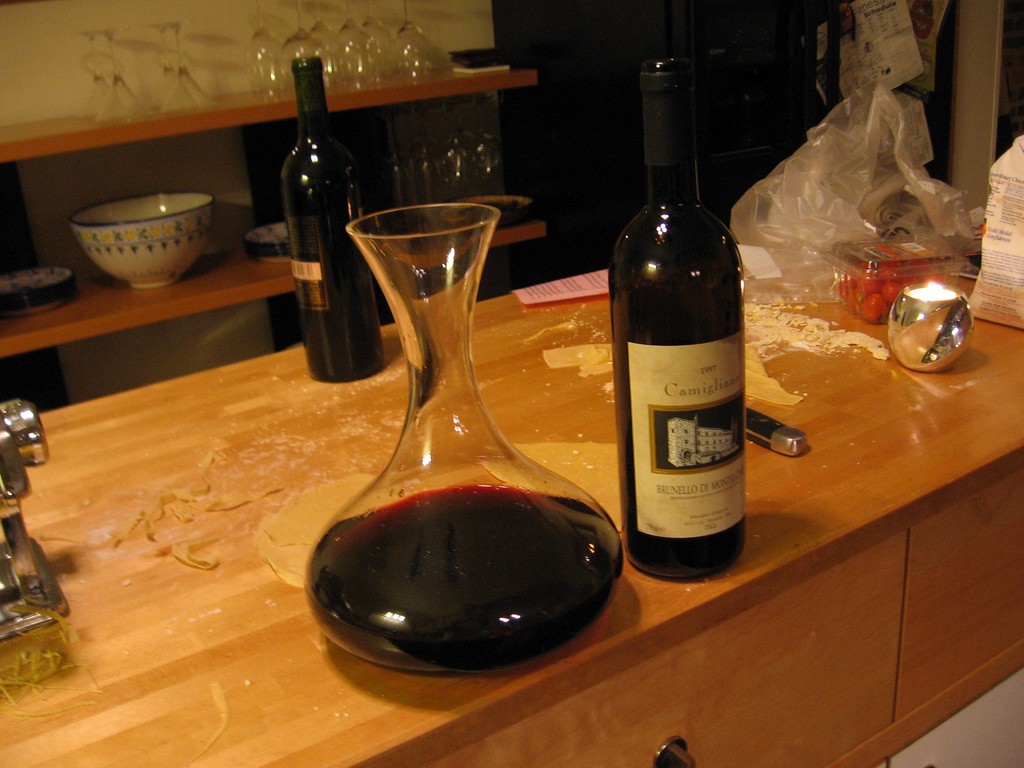 Brunello inside a decanter – Photo from Wikimedia Commons